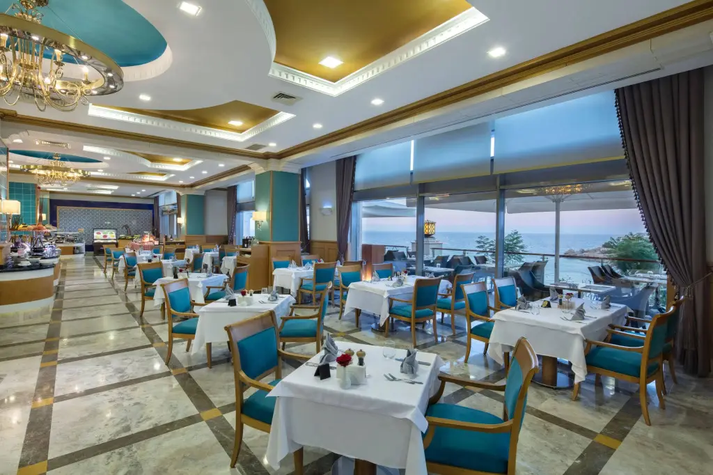 Алсанджак: Merit Royal Hotel - All Inclusive