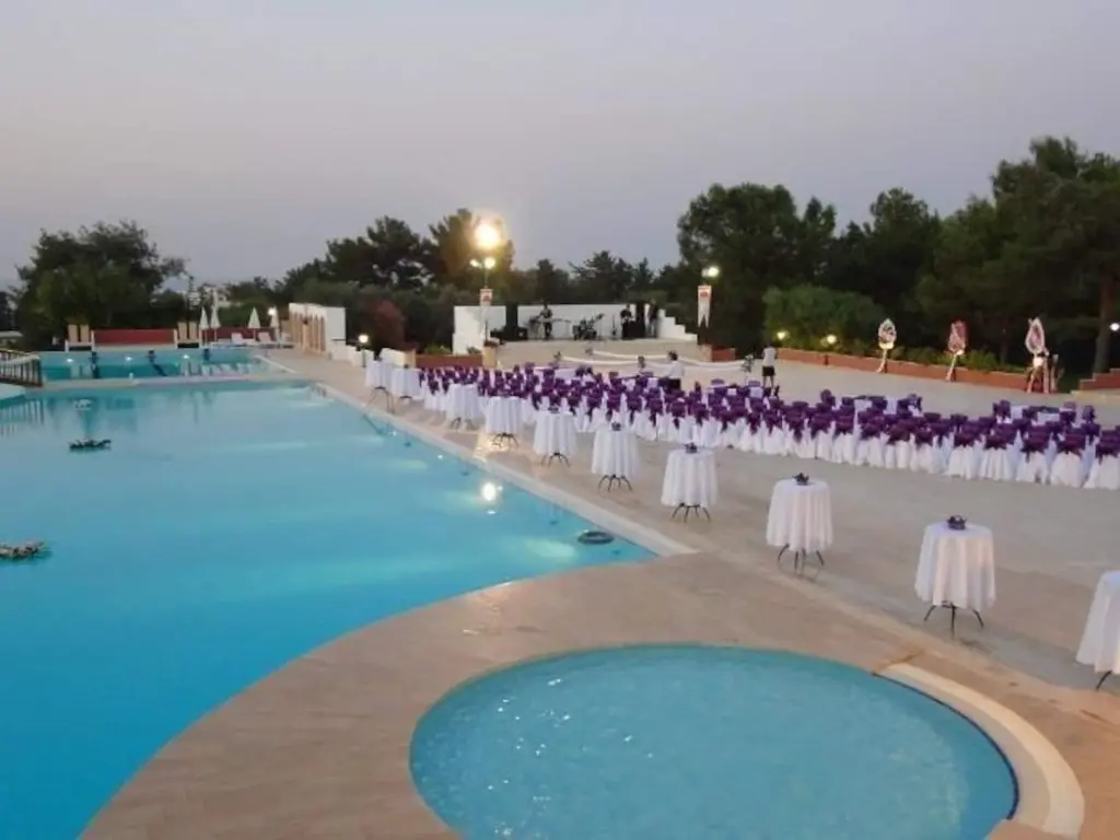 Кирения: Uptown Buyuk Anadolu Girne