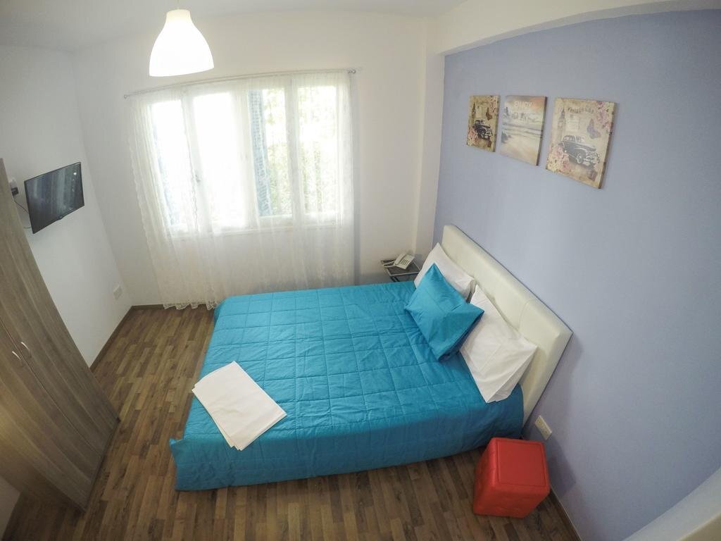 Никосия: Tony the Place To Stay