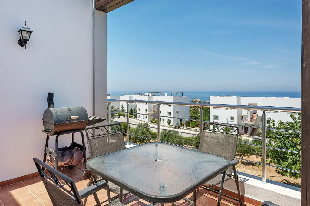 Кучук Эренкой: Апартаменты JOYA CYPRUS MELDA PENTHOUSE