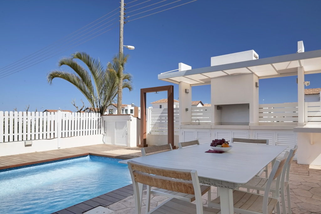 Вилла Velomar Luxury Home | 3 Bedrooms — фото 1