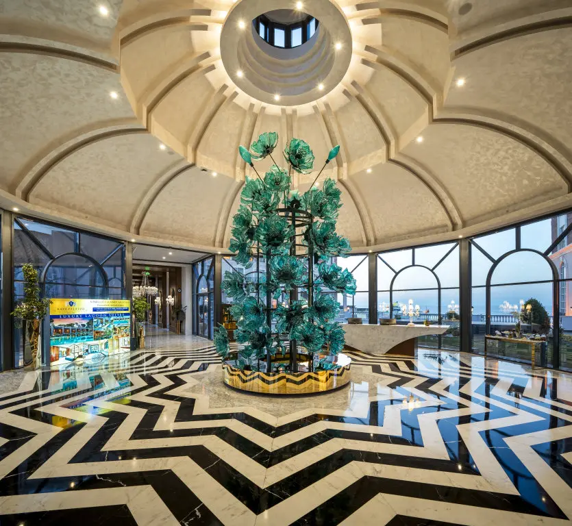 Кирения: Kaya Palazzo Resort & Casino Girne