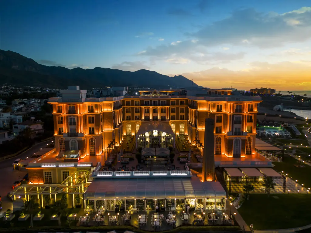 Кирения: Kaya Palazzo Resort & Casino Girne
