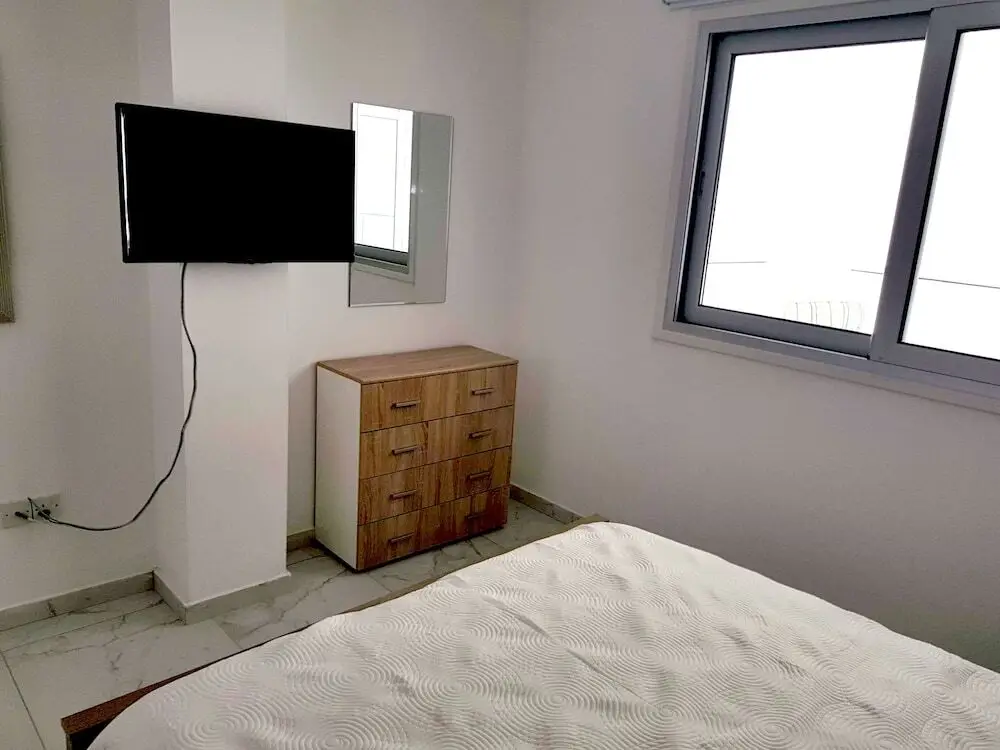 Ларнака: Seaside Apartment in Heard of Larnaca