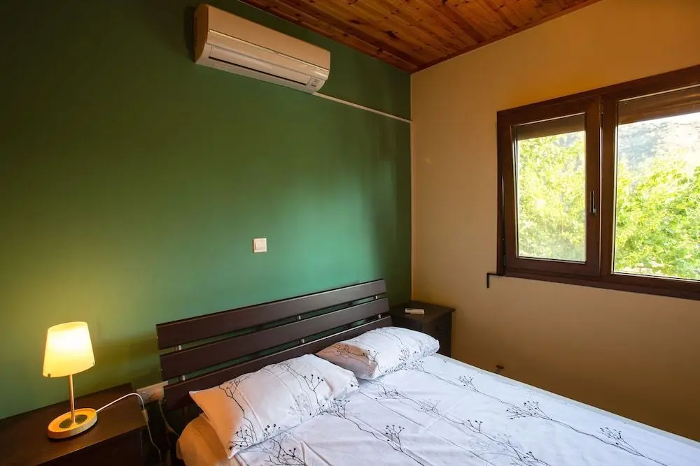 Какопетрия: Satori Hut - Hostel