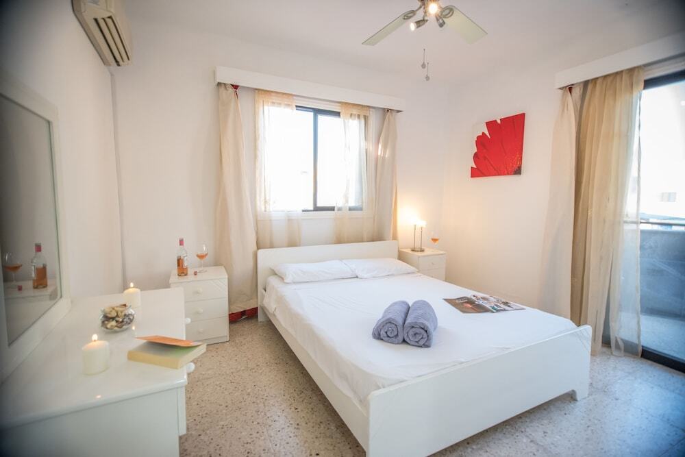 Паралимни: Kapparis Two Bedroom Apartment No 13