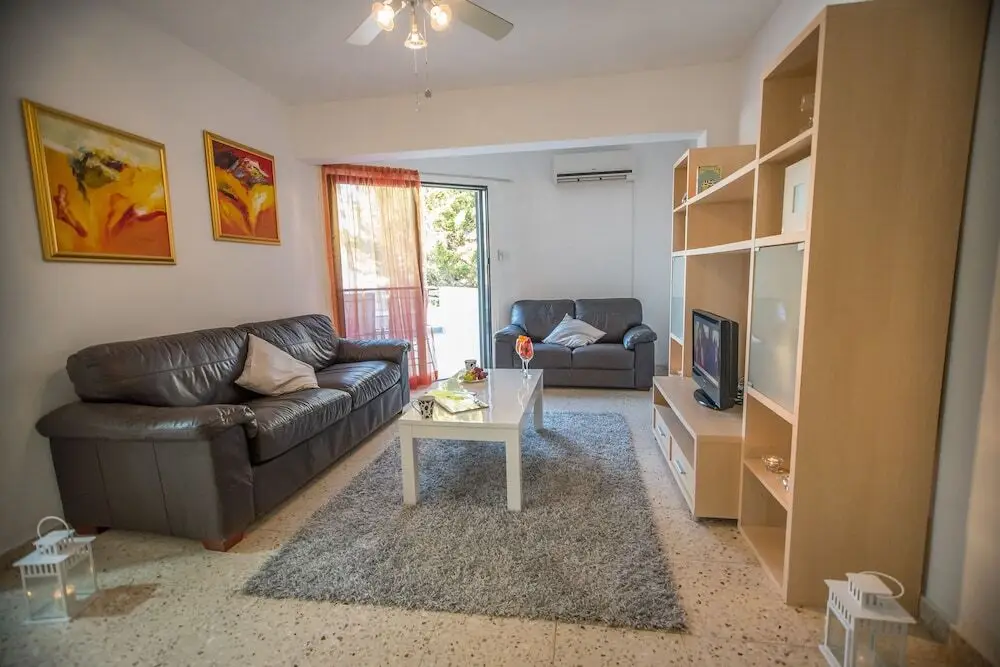 Паралимни: Kapparis Two Bedroom Apartment No 13