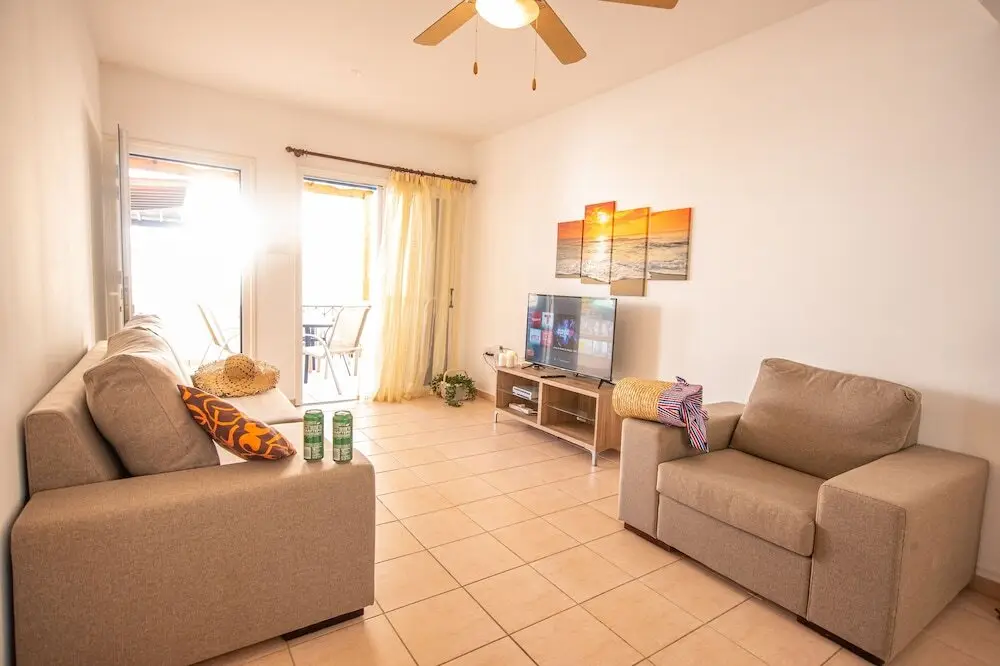 Паралимни: Salonica Two Bedroom Kapparis Apartment