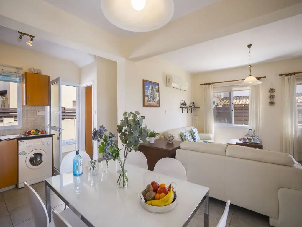 Паралимни: Protaras Villa Amber