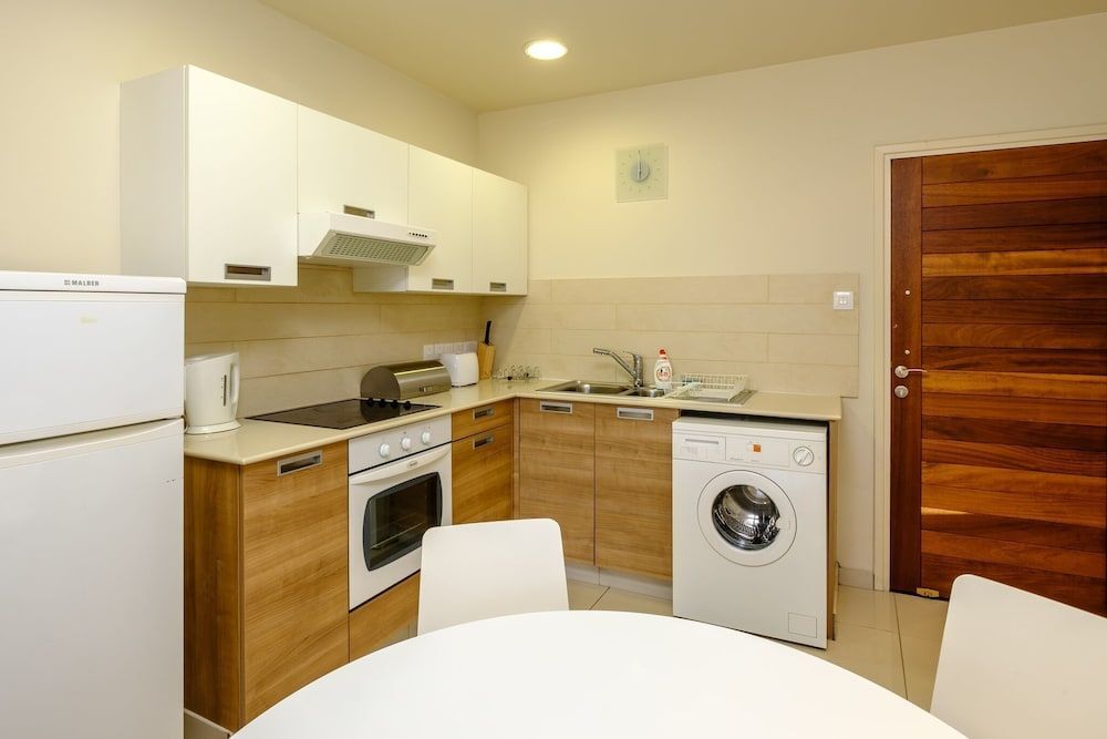 Ларнака: Les Palmiers Petrou Apartments