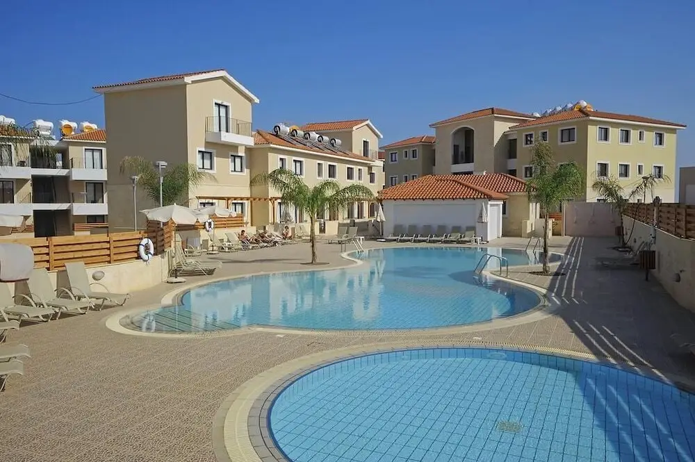Паралимни: Marand Apartment BF11