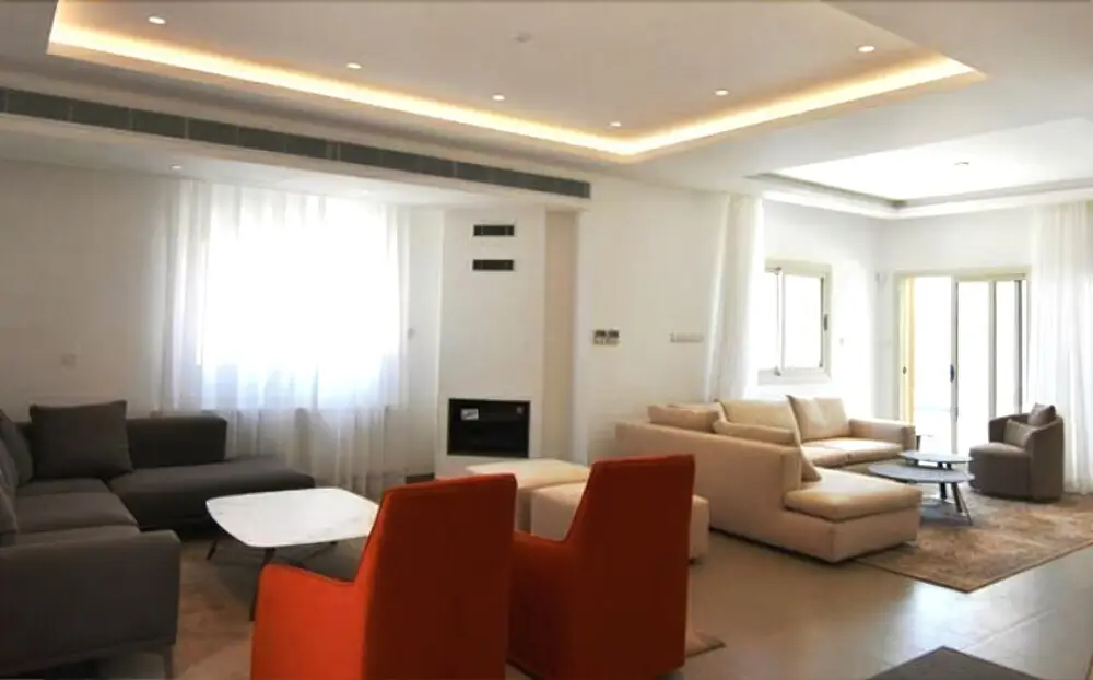 Агиос Тихонас: Villa Rossos