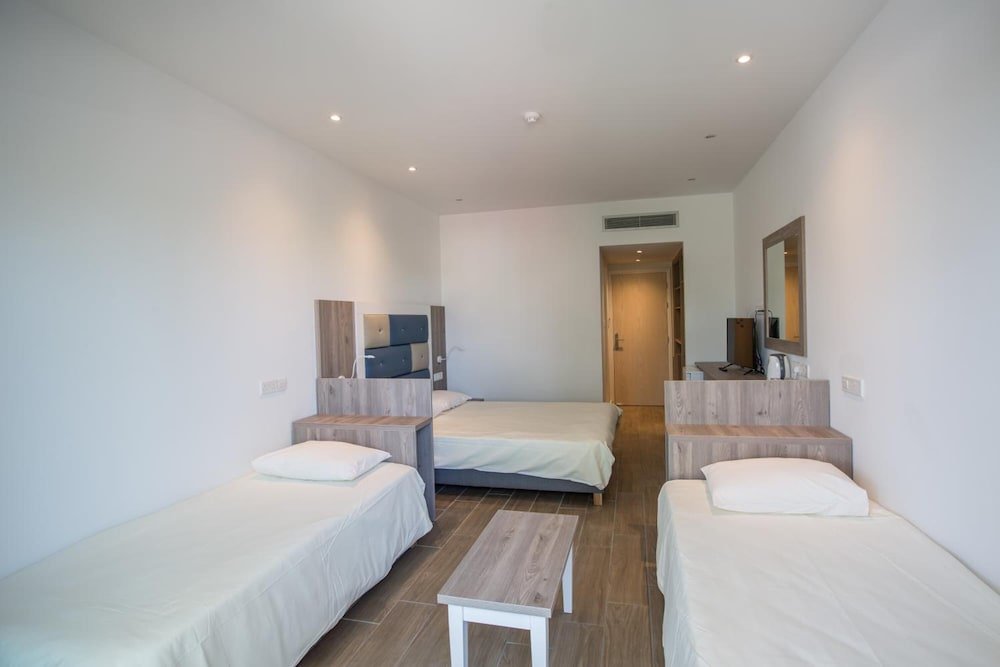 Айя-Напа: Stratovarius Luxury Rooms
