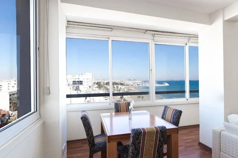 Ларнака: Laila's Seaview Penthouse Apartments