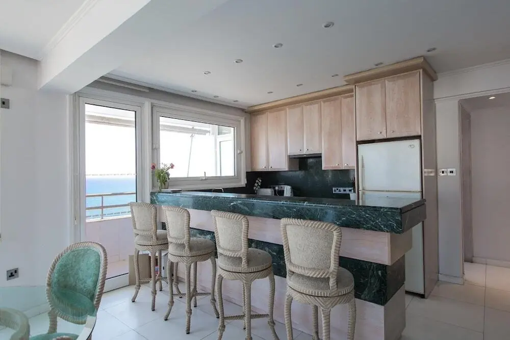 Ларнака: Laila's Seaview Penthouse Apartments