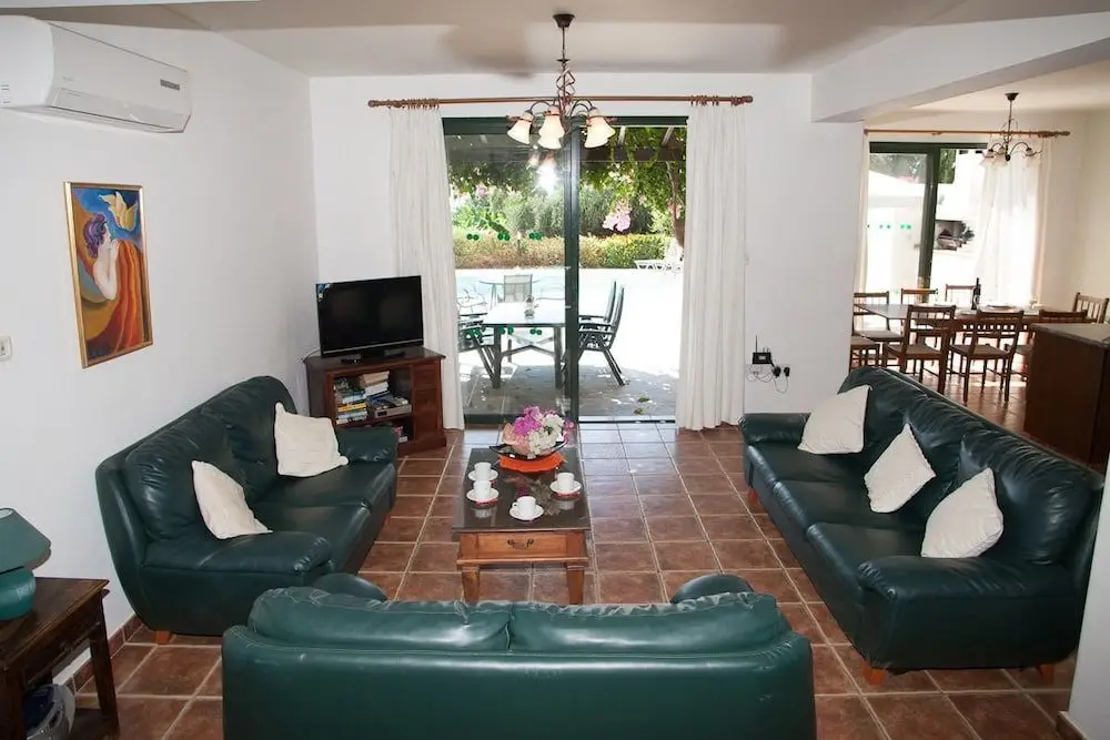 Киссонерга: Banana Cyprus Villas