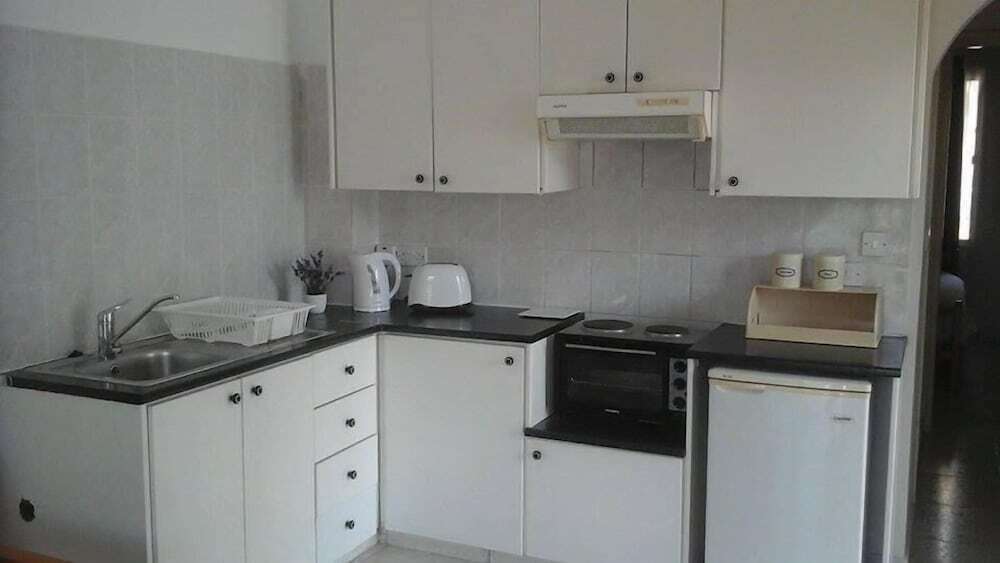 Полис Хрисохус: Kozis Hotel Apts