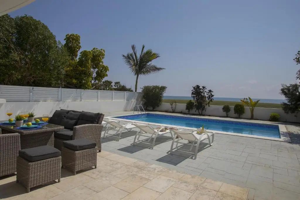 Масотос: Mazotos Villa Iris