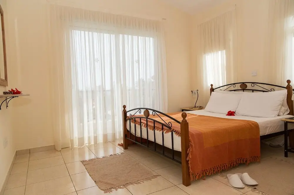 Пейя: Coral Bay Sunbeam Villa