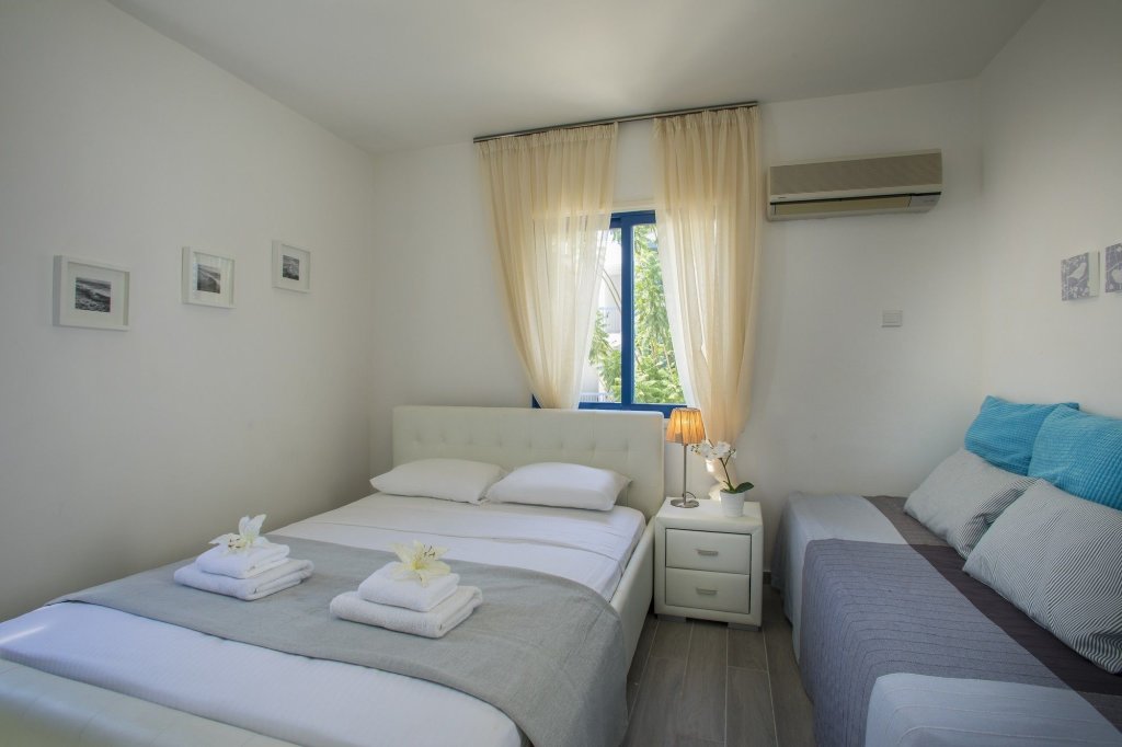 Протарас: Protaras Villa Loulla