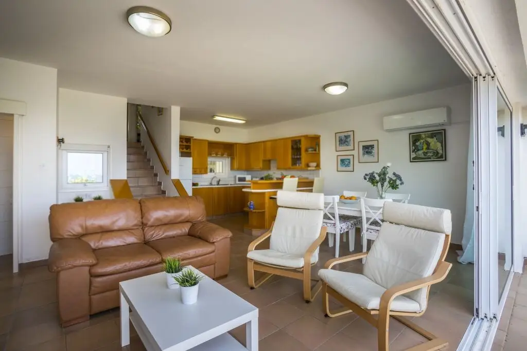 Протарас: Sirina Lina Beachfront Suite