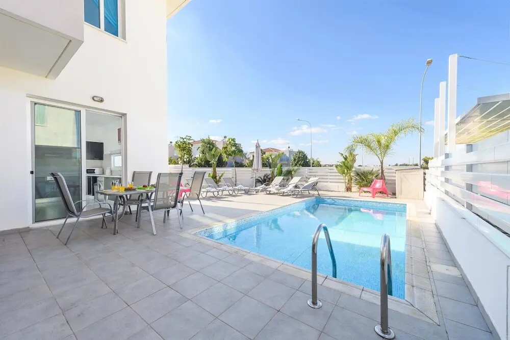 Протарас: Avra Villa 75