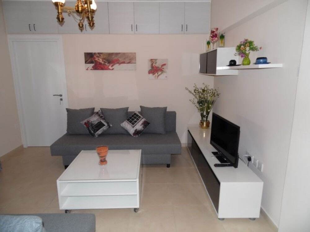 Айя-Напа: Nedi Apartment