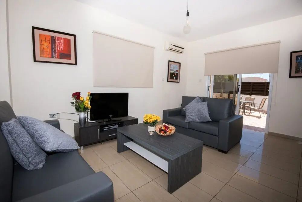 Айя-Напа: Nissi Crystal Villa