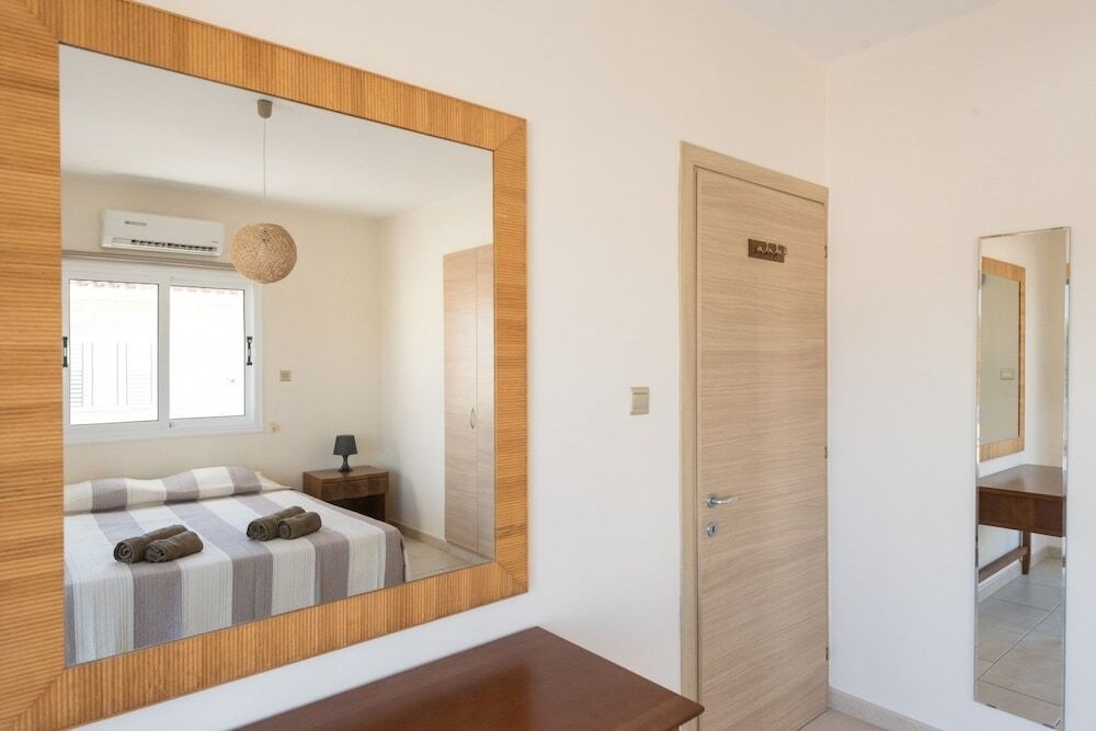 Айя-Напа: Villa Valmare
