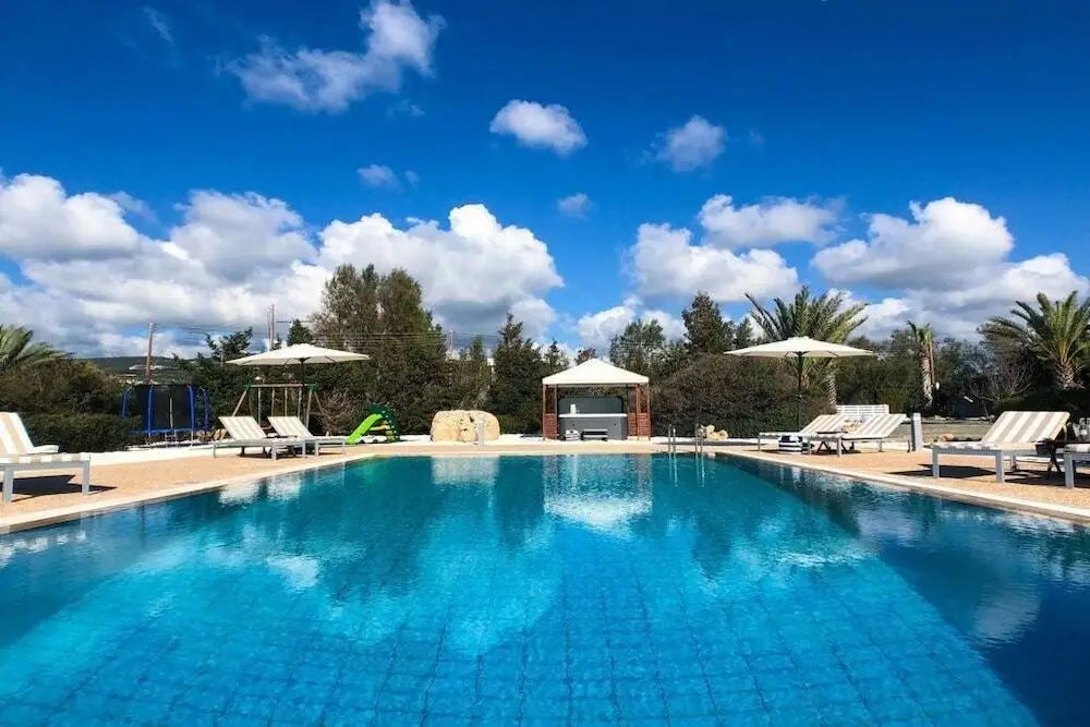 Пафос: Villa Searay