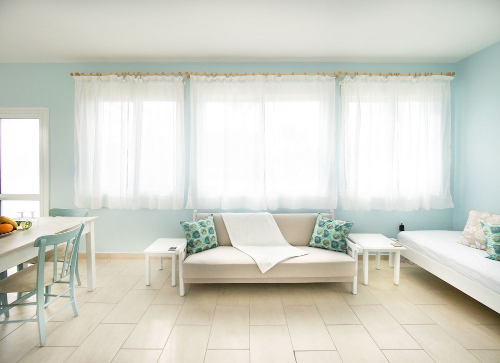 Ларнака: Alcyone Beach House