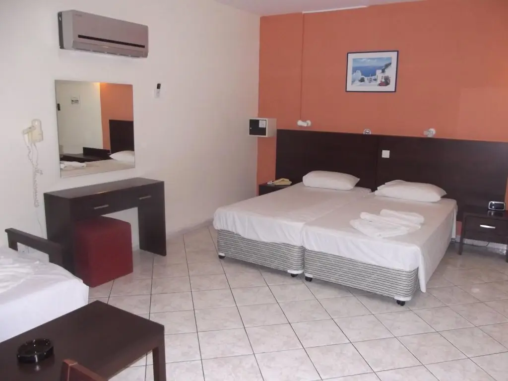 Пафос: Kefalonitis Apartments