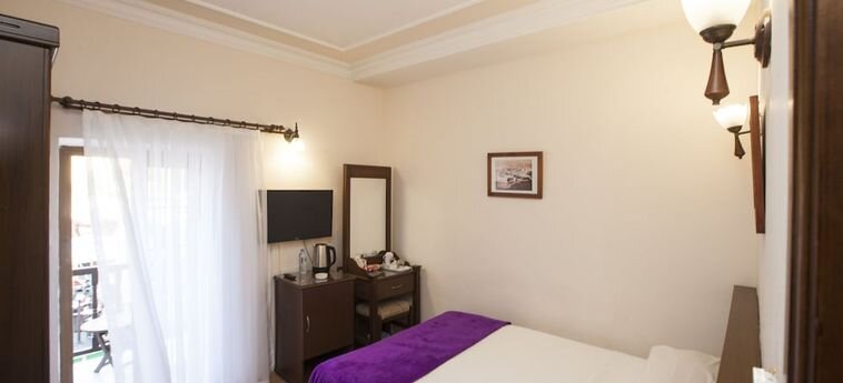 Кирения: White Pearl Hotel
