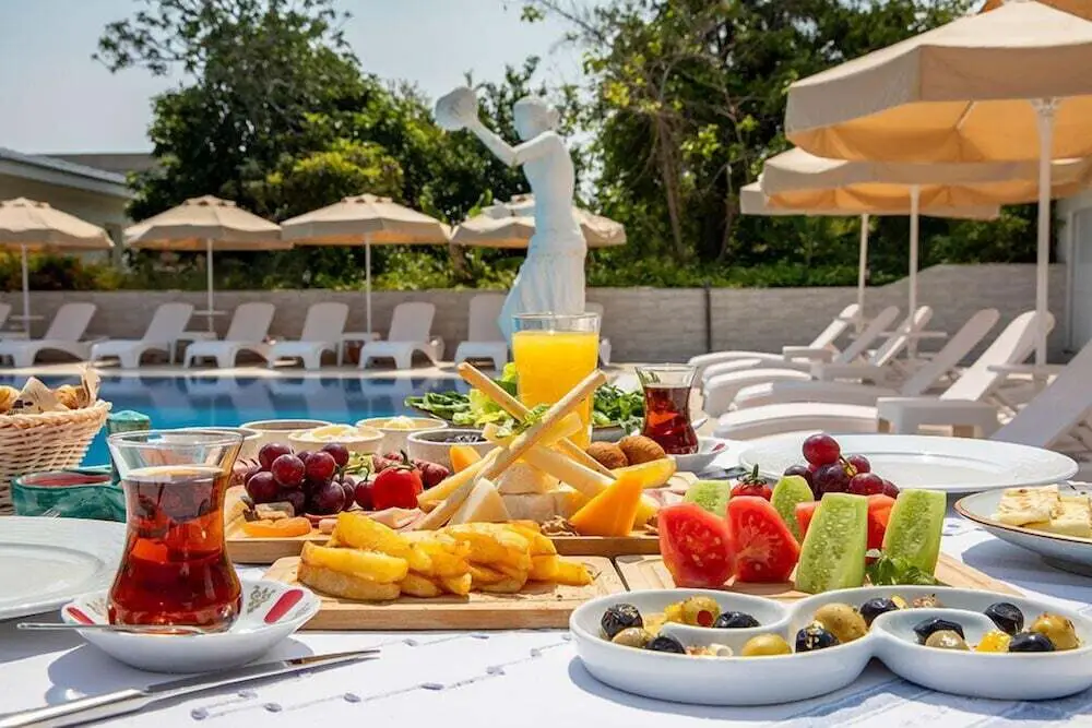 Алсанджак: Aphrodite Hotel