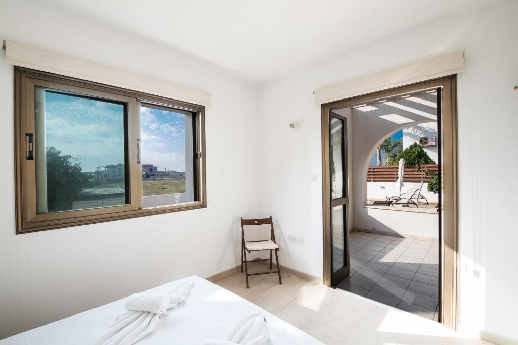 Айя-Напа: Kymma Villas