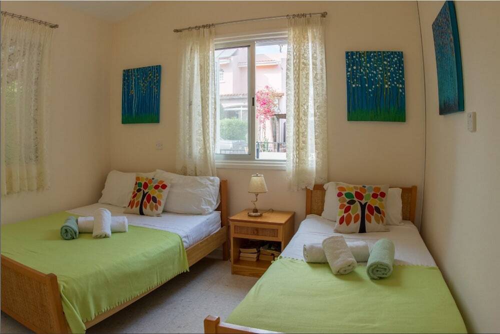 Пейя: Bungalow Casa Bella
