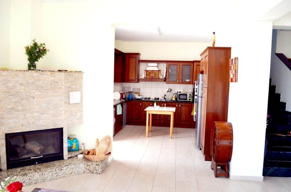 Киссонерга: House With 5 Bedrooms in Paphos, With Private Pool, Enclosed Garden an