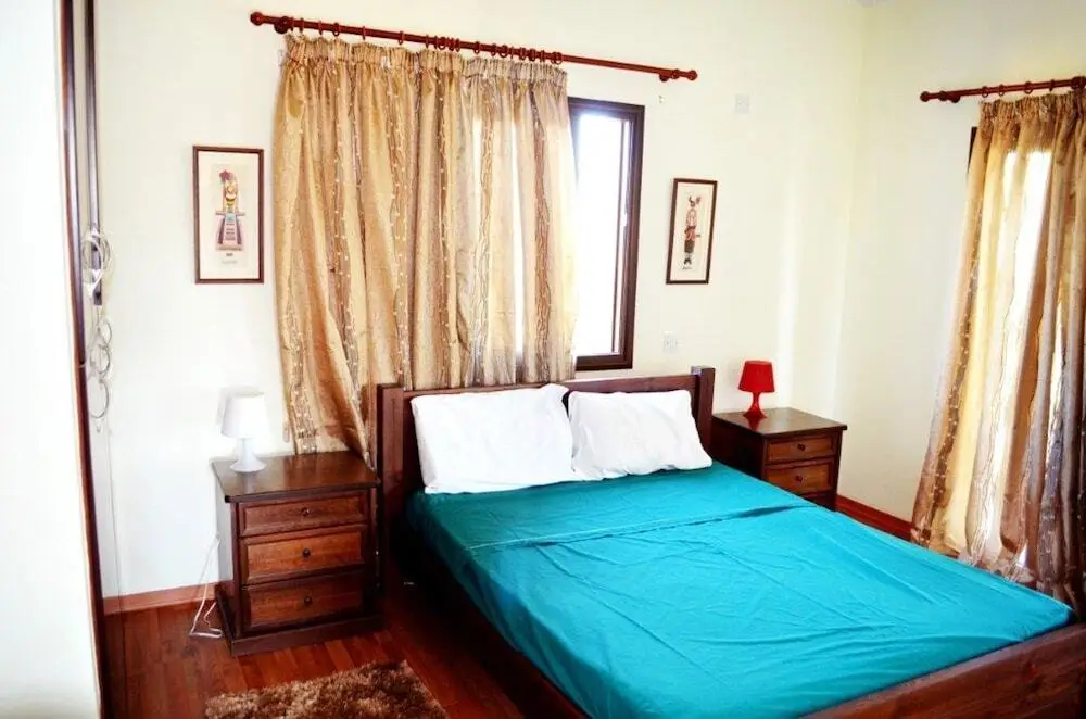 Киссонерга: House With 5 Bedrooms in Paphos, With Private Pool, Enclosed Garden an