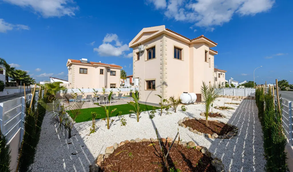 Айя-Напа: Agia Thekla Gardens-1
