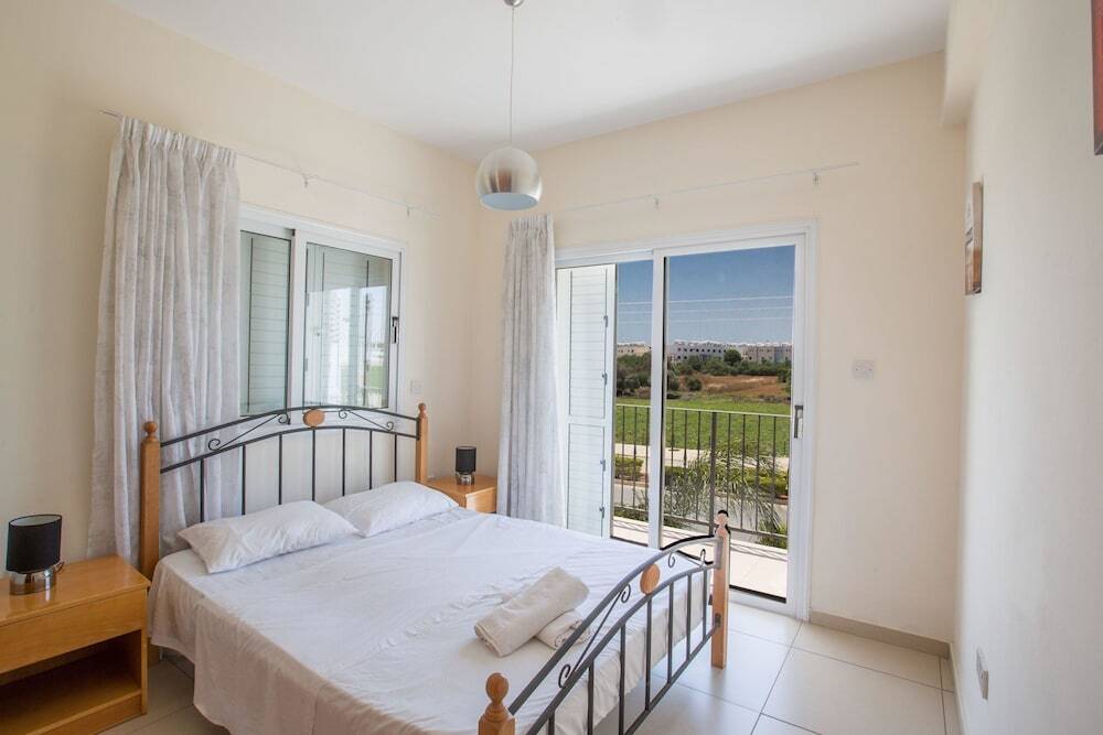 Паралимни: Cyprus Villa Malama 8 Gold
