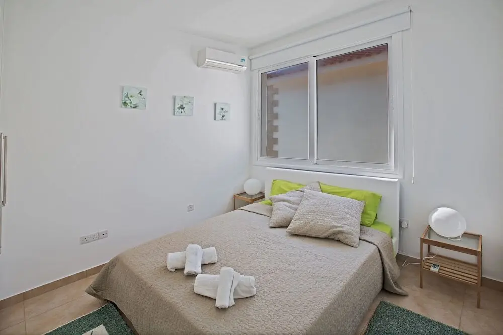 Айя-Напа: Celebrity Villa Oliver P 14