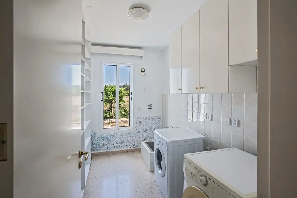 Айя-Напа: Celebrity Villa Jamie Laing