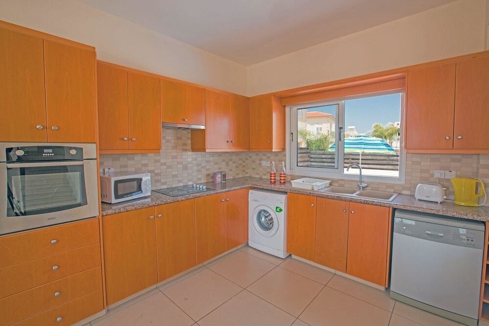 Паралимни: Cyprus Villa Malama 10 Gold