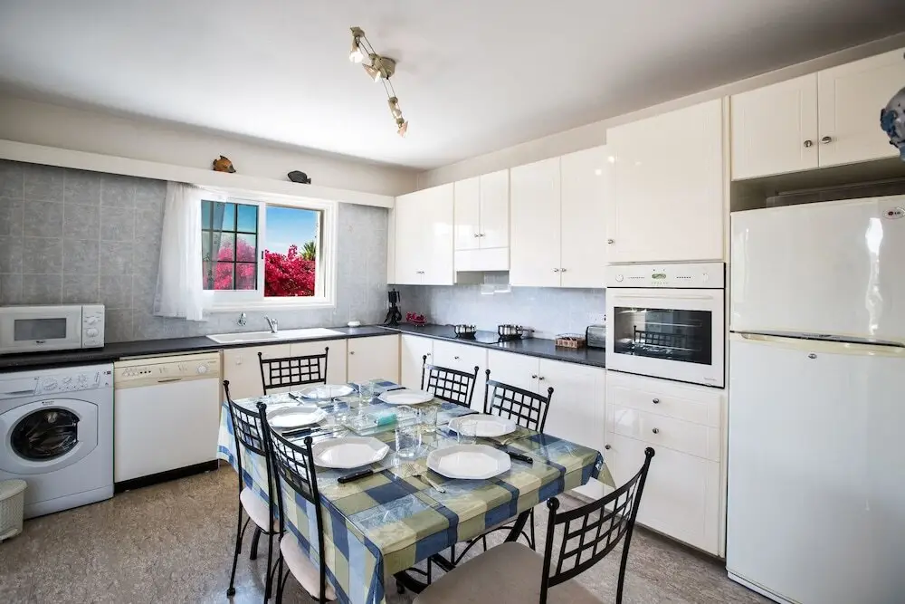 Айя-Напа: Villa Napa Beach 4 Gold