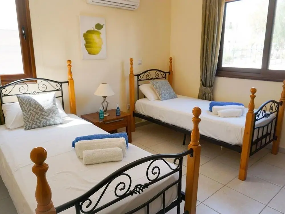 Айя-Напа: SeaFront Oceanus H3 by Ezoria Holiday Rentals