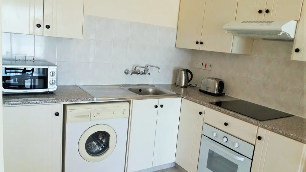 Ларнака: 401 Dhalia Court