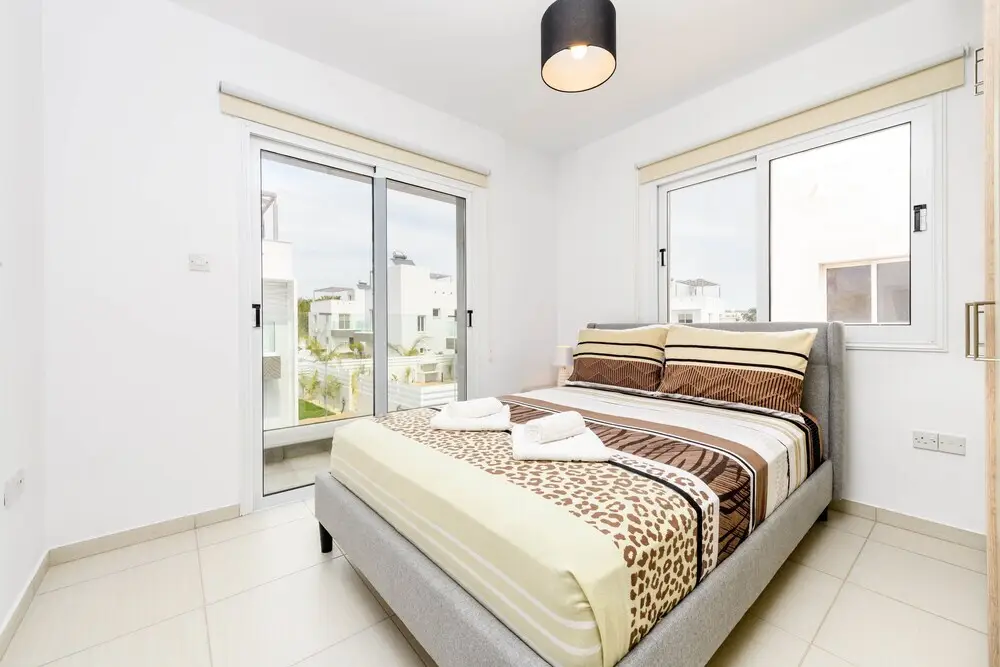 Айя-Напа: Nissini Villa 18