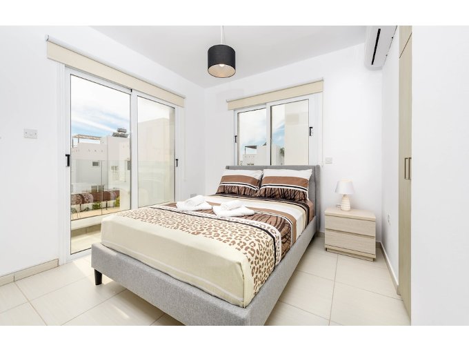 Айя-Напа: Nissini Villa 18