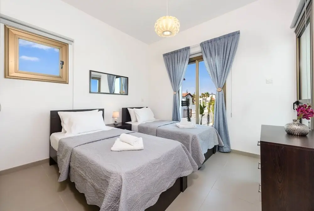 Айя-Напа: Kymma Villa 4