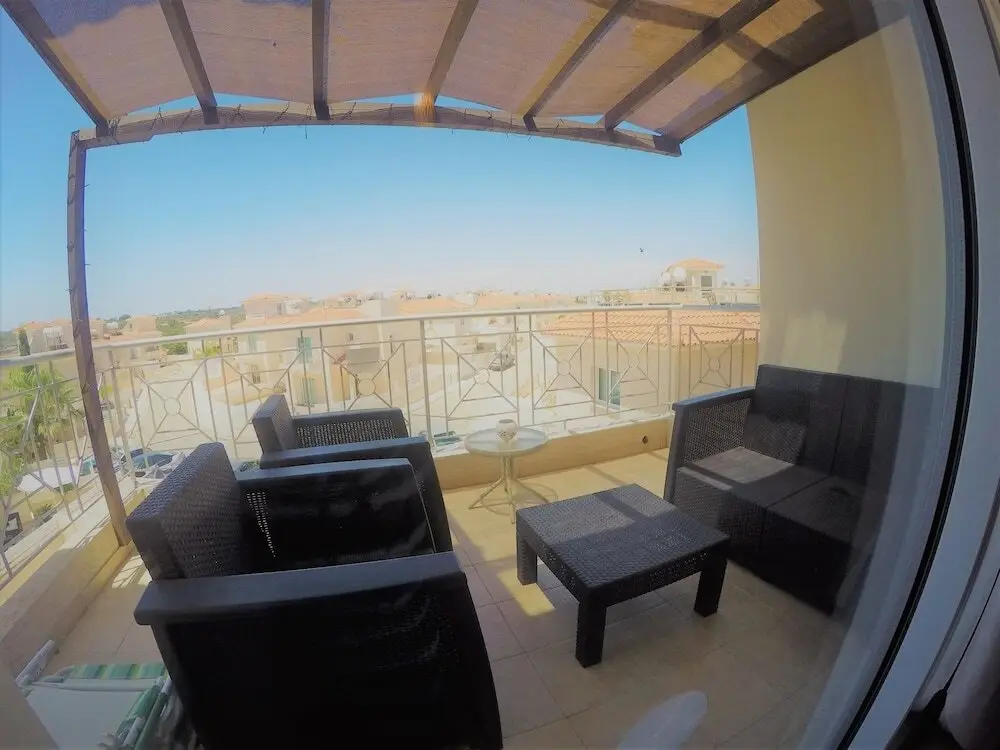Протарас: Camelot Apartment